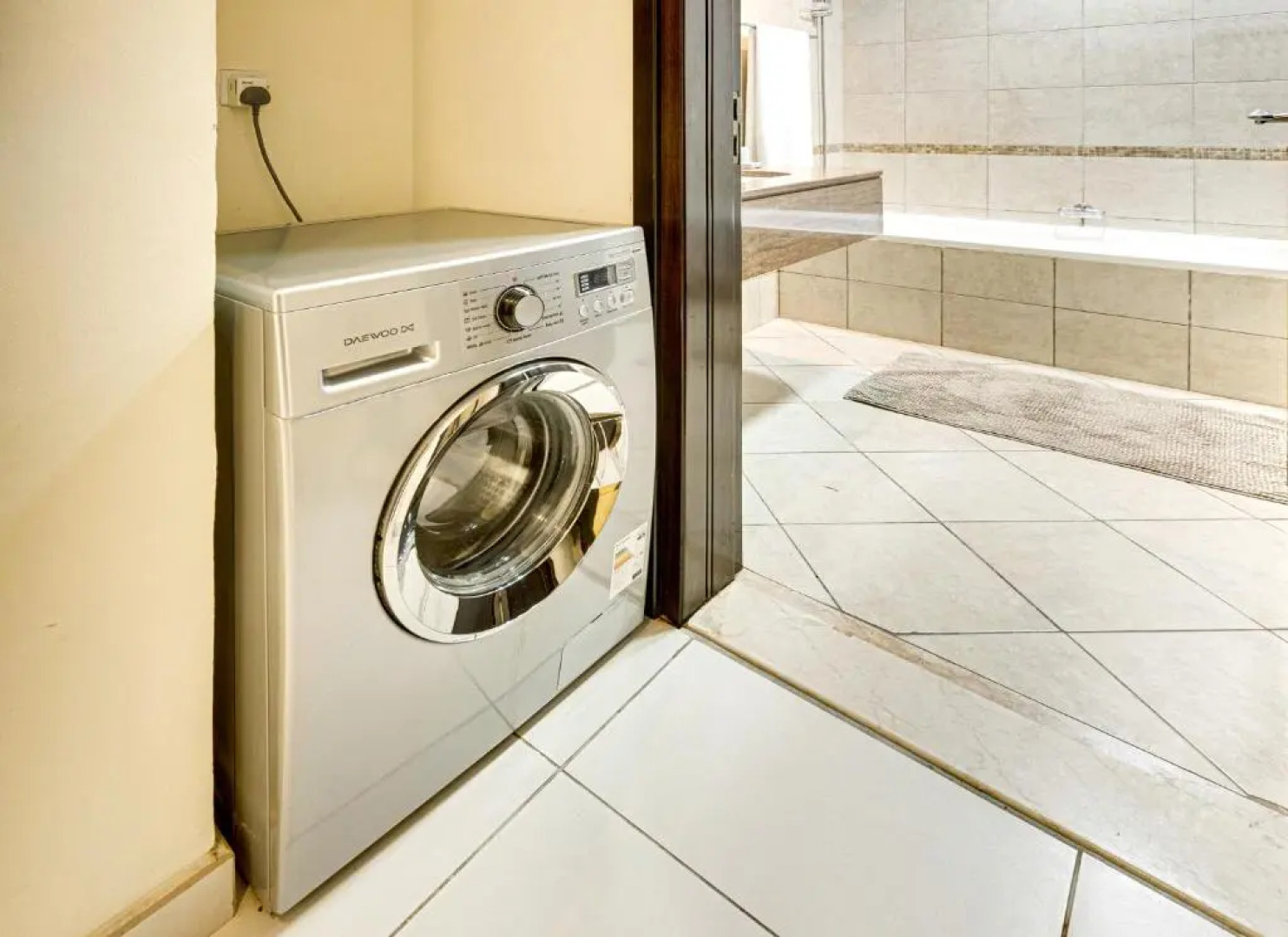 Sea View Studio 10min from beach Royal Oceanic