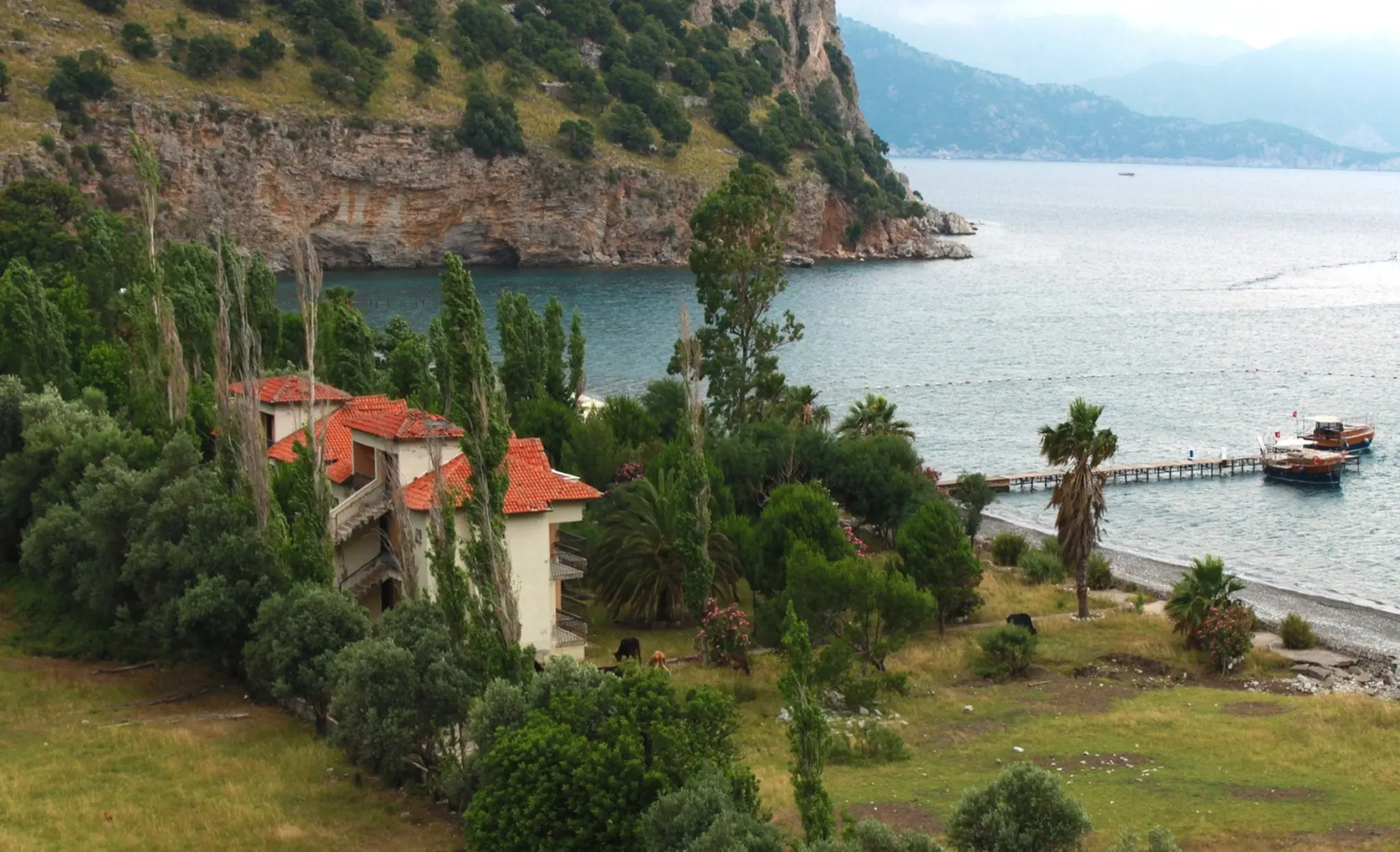 Verano Beach Hotel