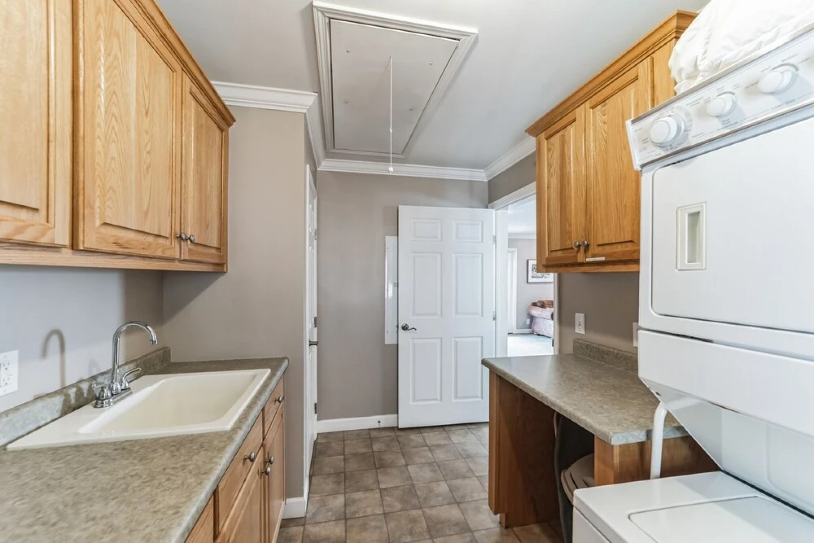 -mountain Views-great Location-near Dupont And Pisgah Forest 3 Bedroom Home by Sunscape Property Management