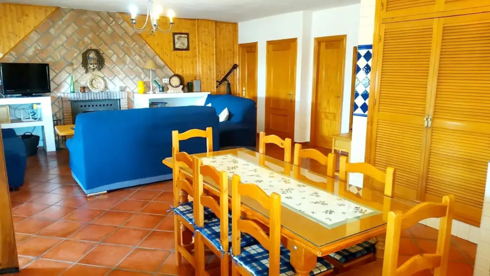 Chalet with 4 Bedrooms in Cútar, with Wonderful Mountain View, Private Pool, Enclosed Garden - 18 Km From the Beach
