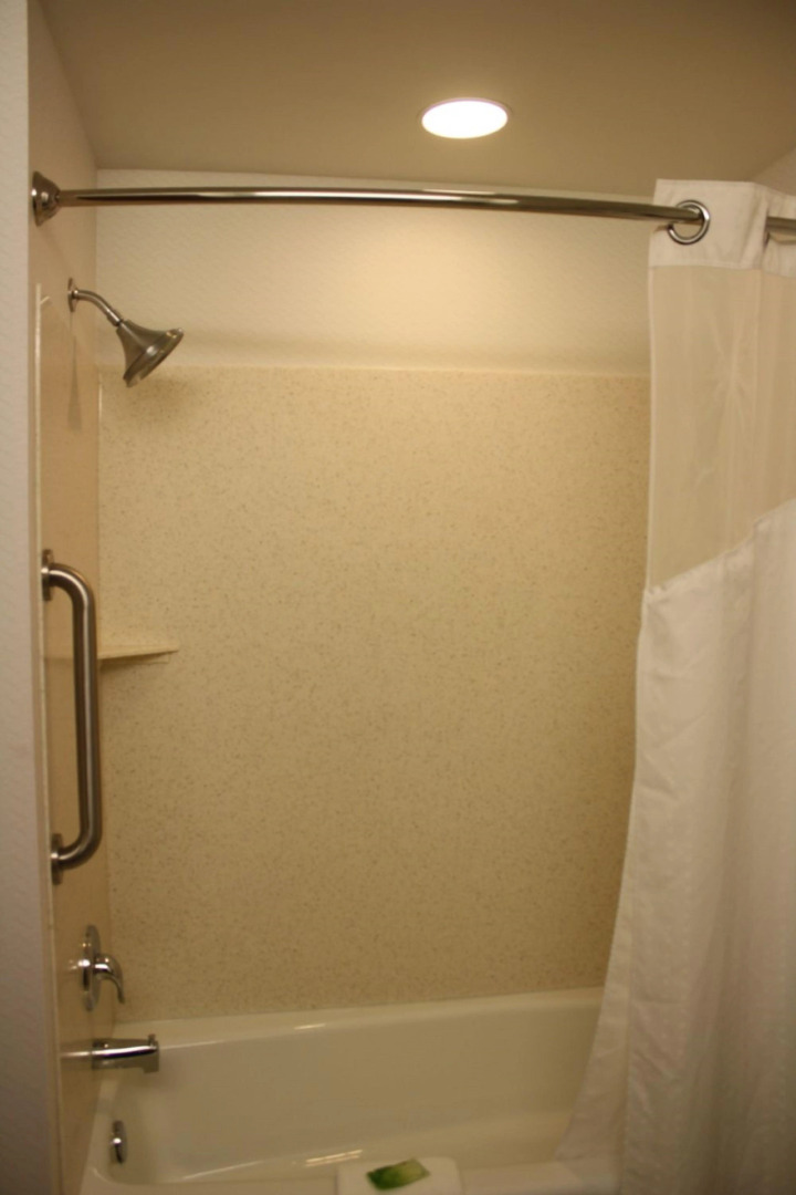 Holiday Inn Express Toledo North by IHG