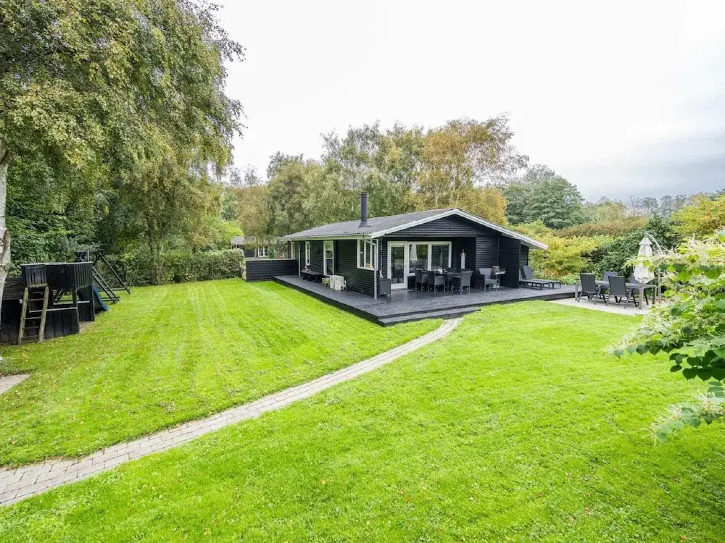 Cozy Cottage Retreat in Bork Havn-by Traum