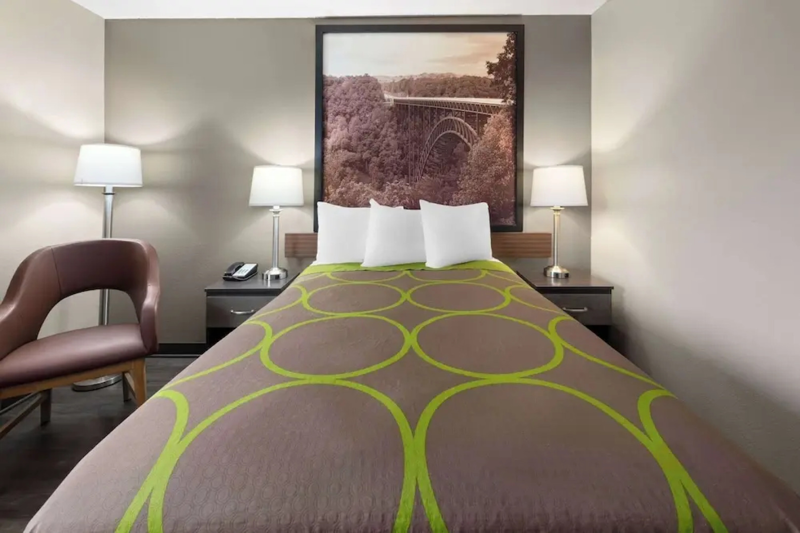 Super 8 by Wyndham Summersville/New River National Park