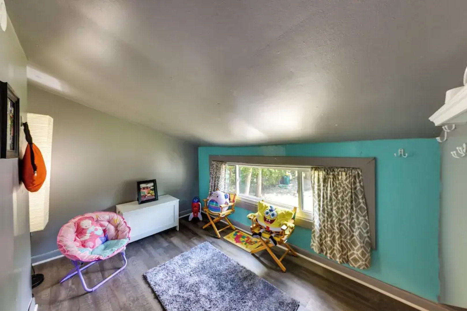 Waterfront Fox Lake Vacation Rental w/ Fire Pit!