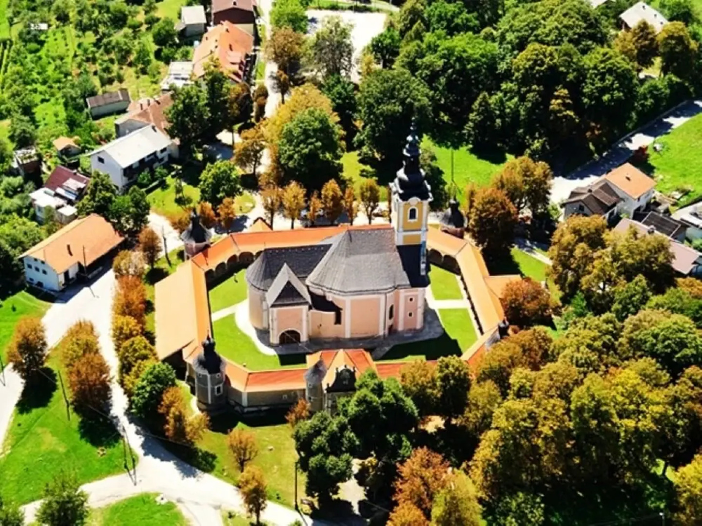 T & P- 200m From Centar City - SA1