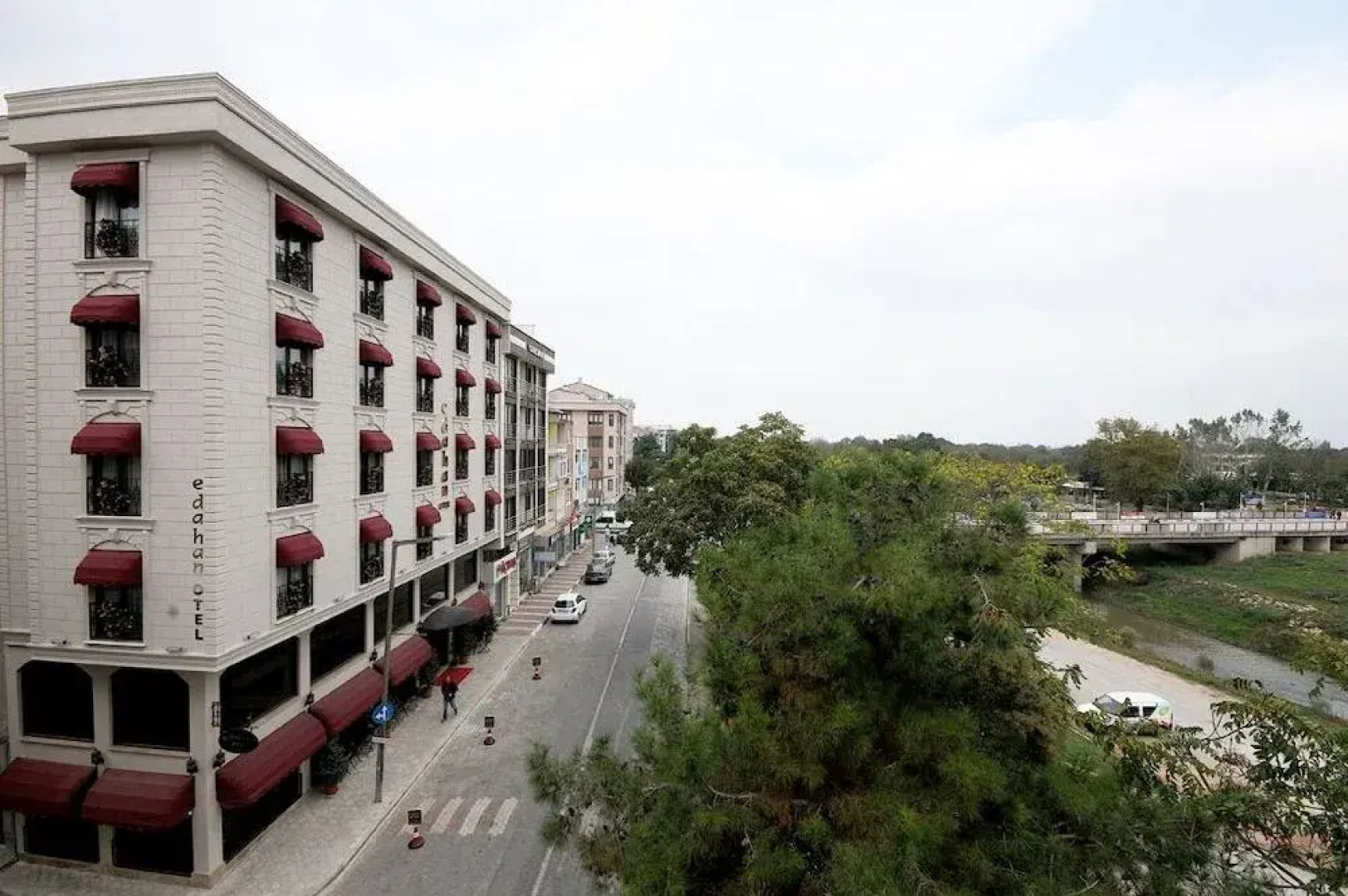 Edahan Hotel