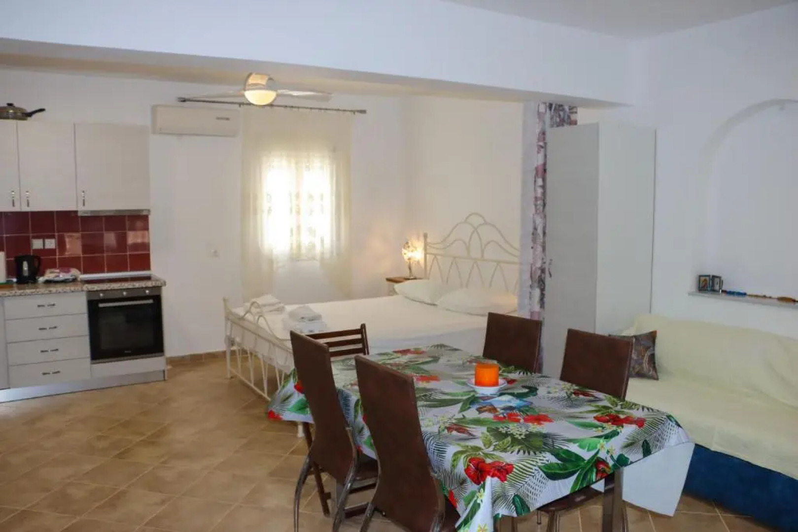 Avlemonas Guest House