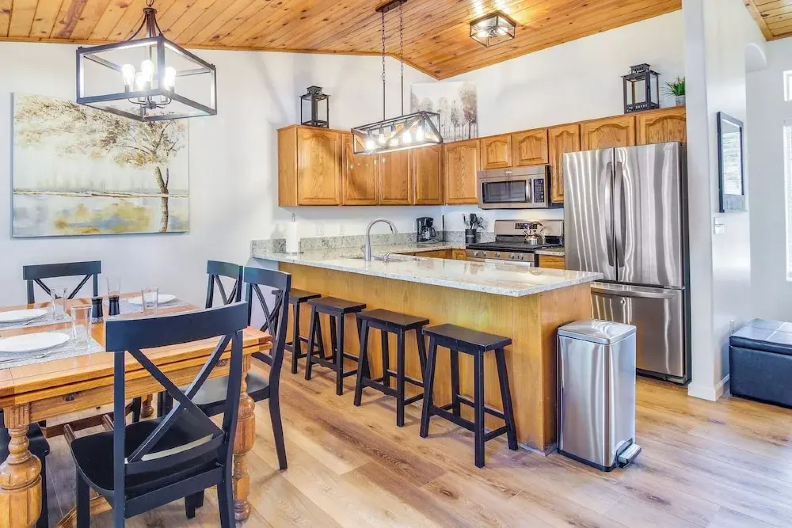 Walk to City Park: Family-friendly Show Low Home