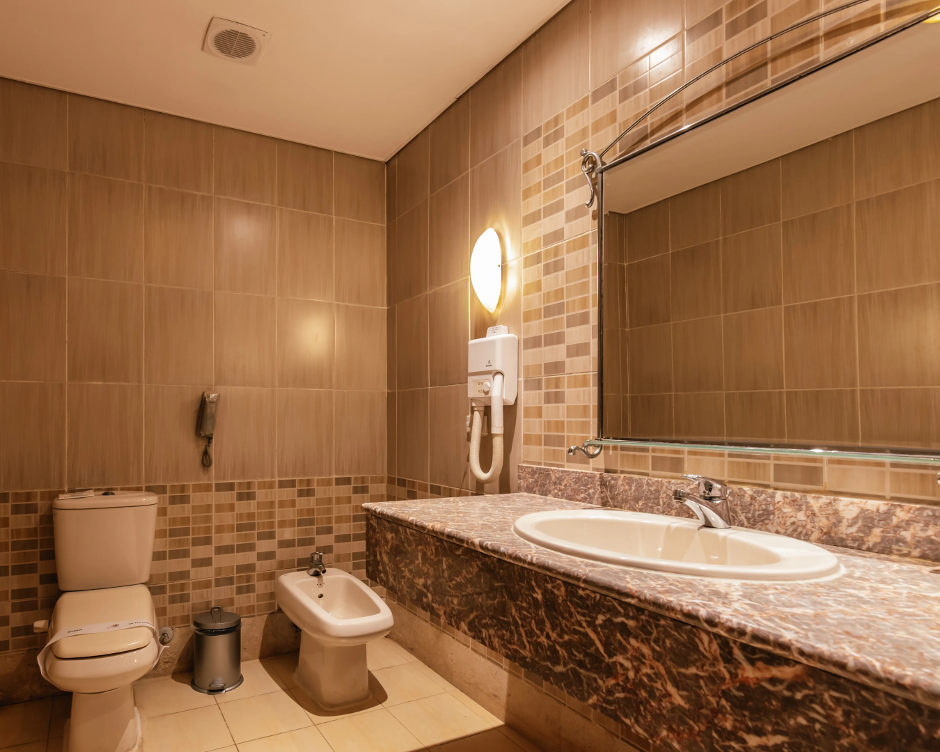 AMC Royal Hotel & Spa