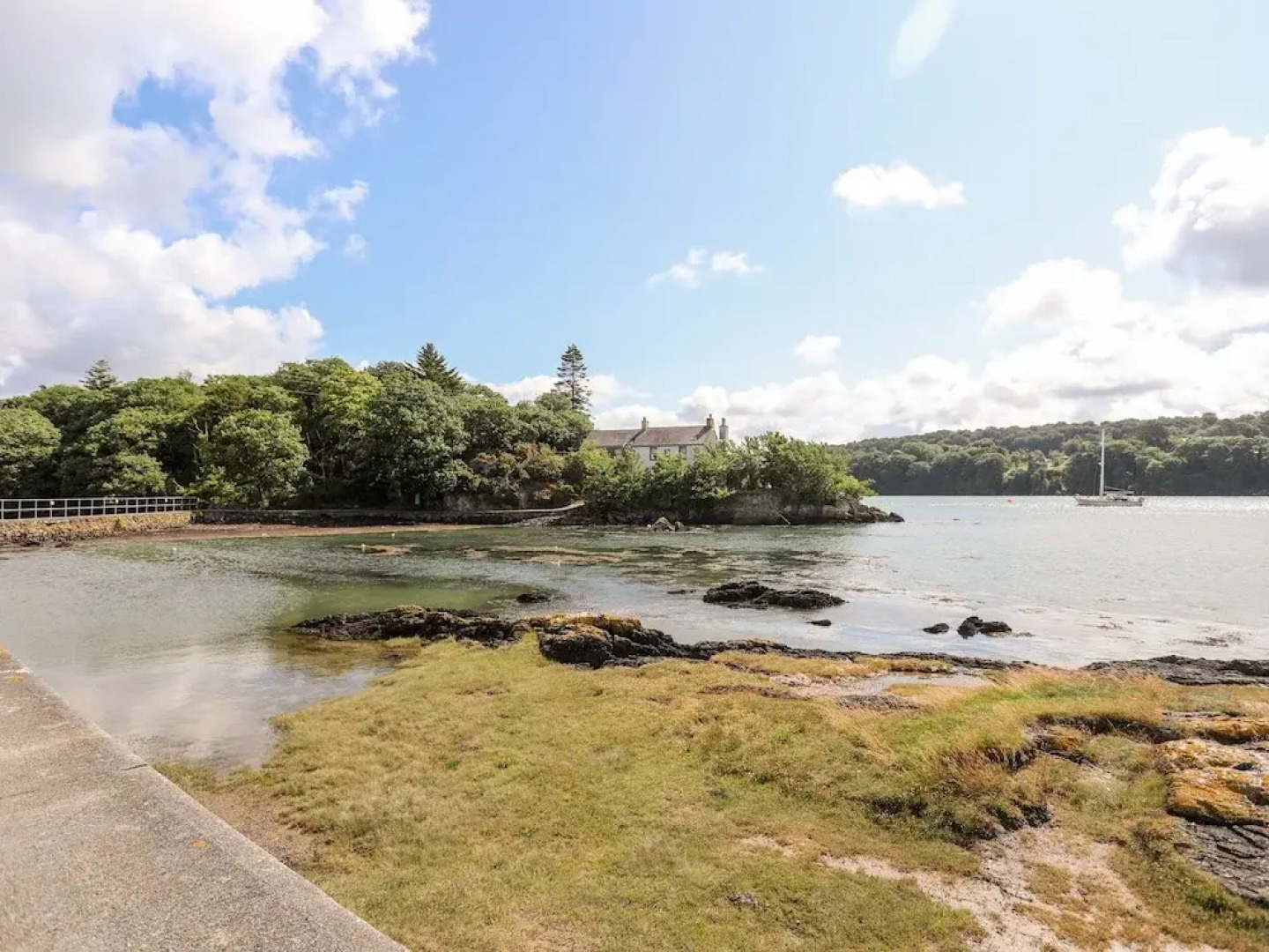 Ynys Faelog Cottage