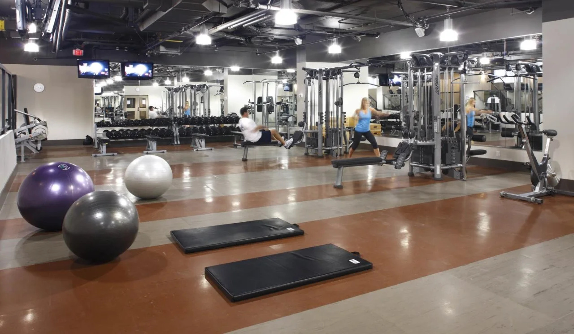 Level Vancouver - Yaletown Seymour