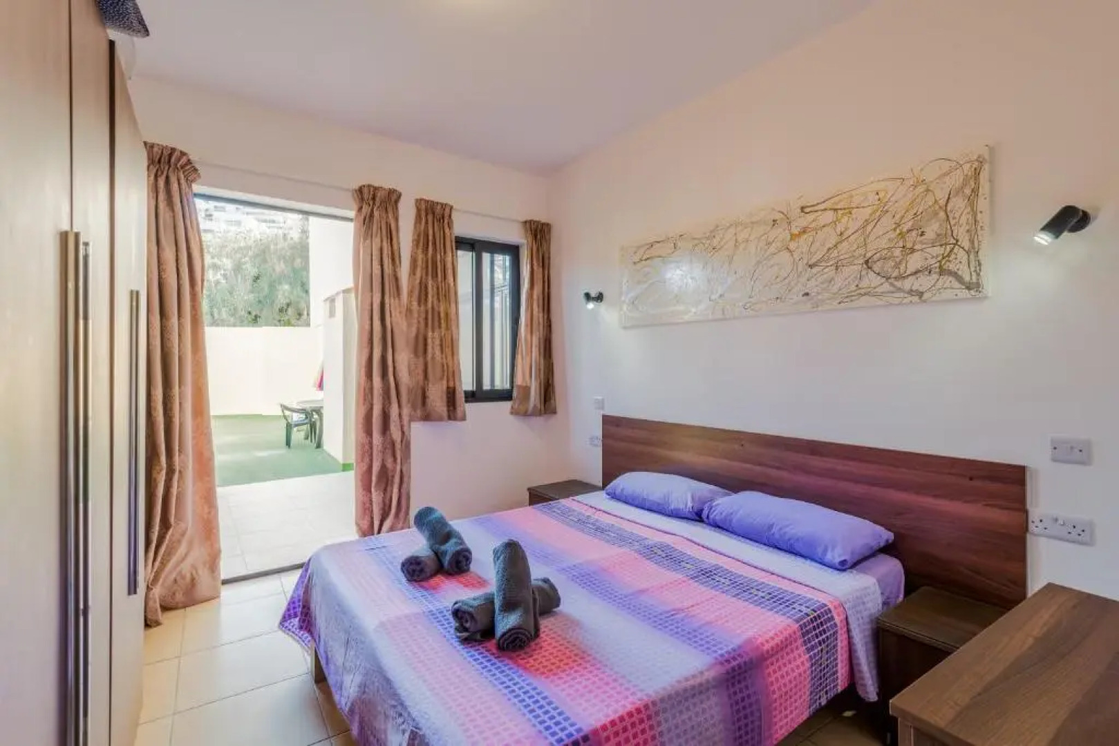 Blue Harbour 3 bedroom seafront apartment with large yard on the promenade - by Getawaysmalta