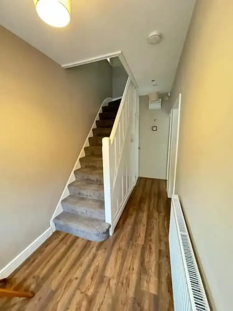 Cosy 3-bed House in Birmingham With Free Parking