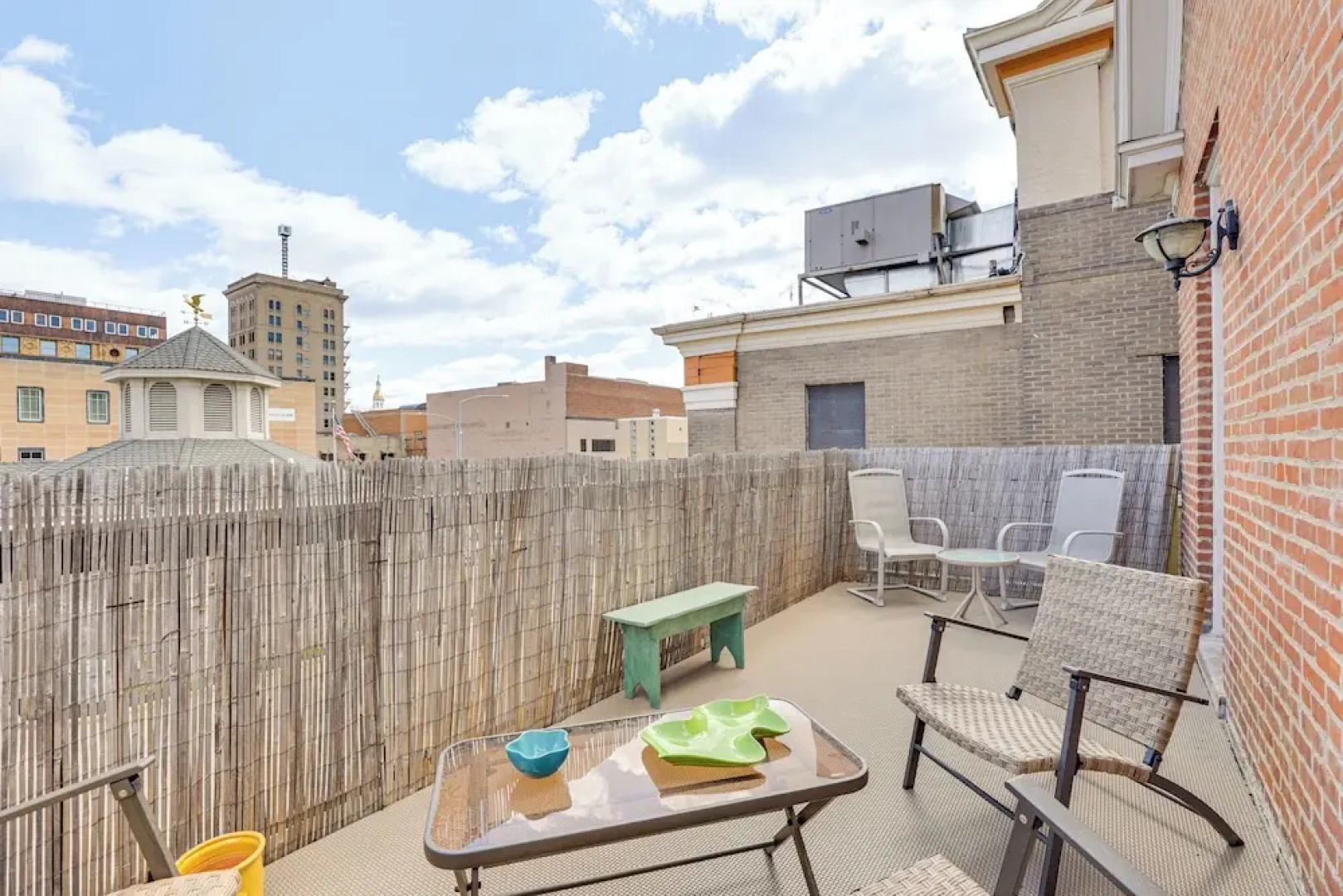 Walk Downtown: Inviting Historic Home in Dubuque!