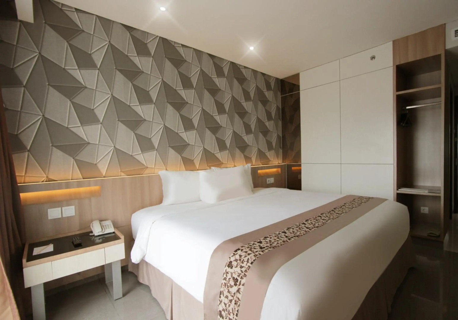 Sala View Hotel
