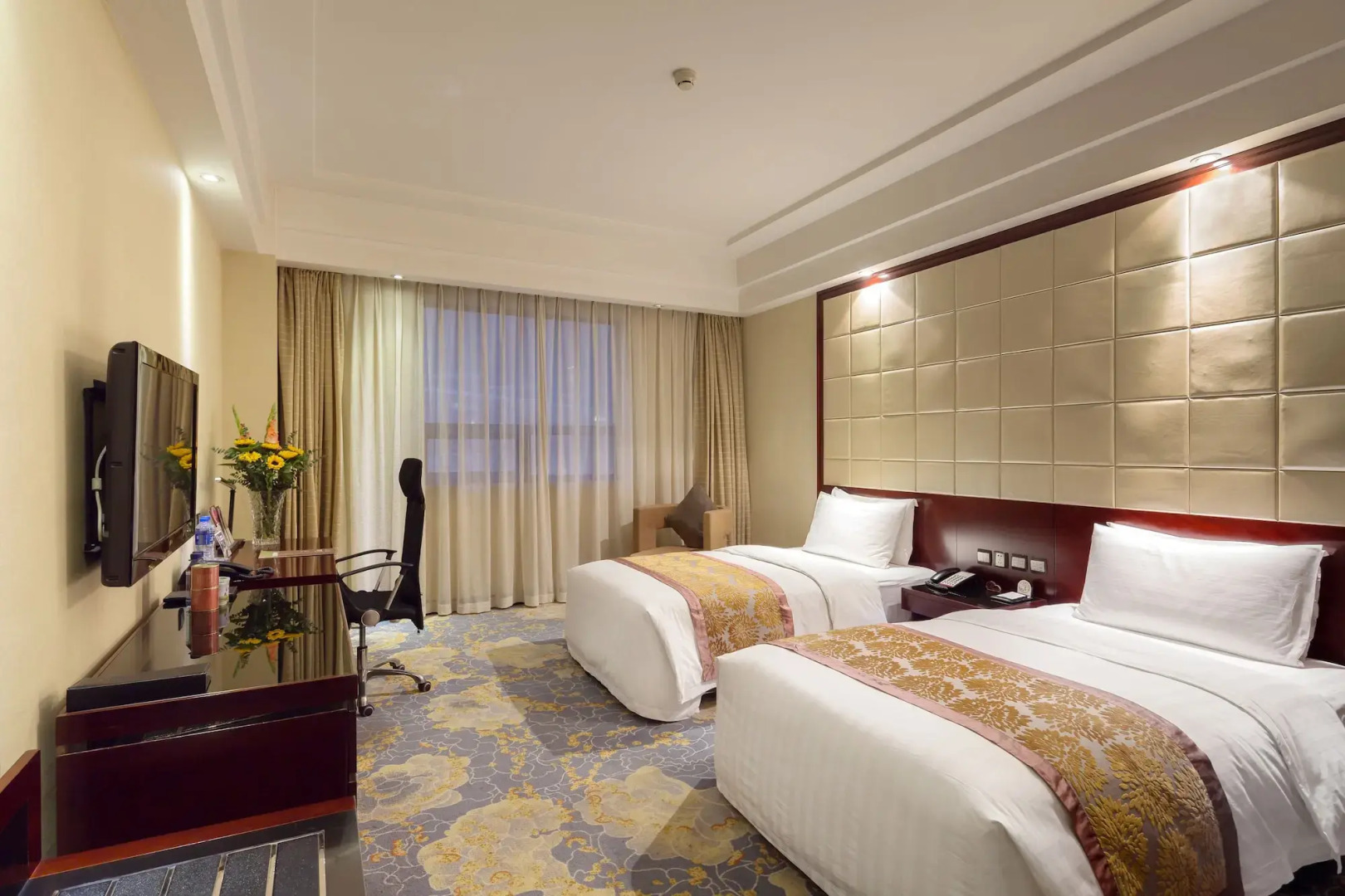 Zhengzhou Jianguo Hotel