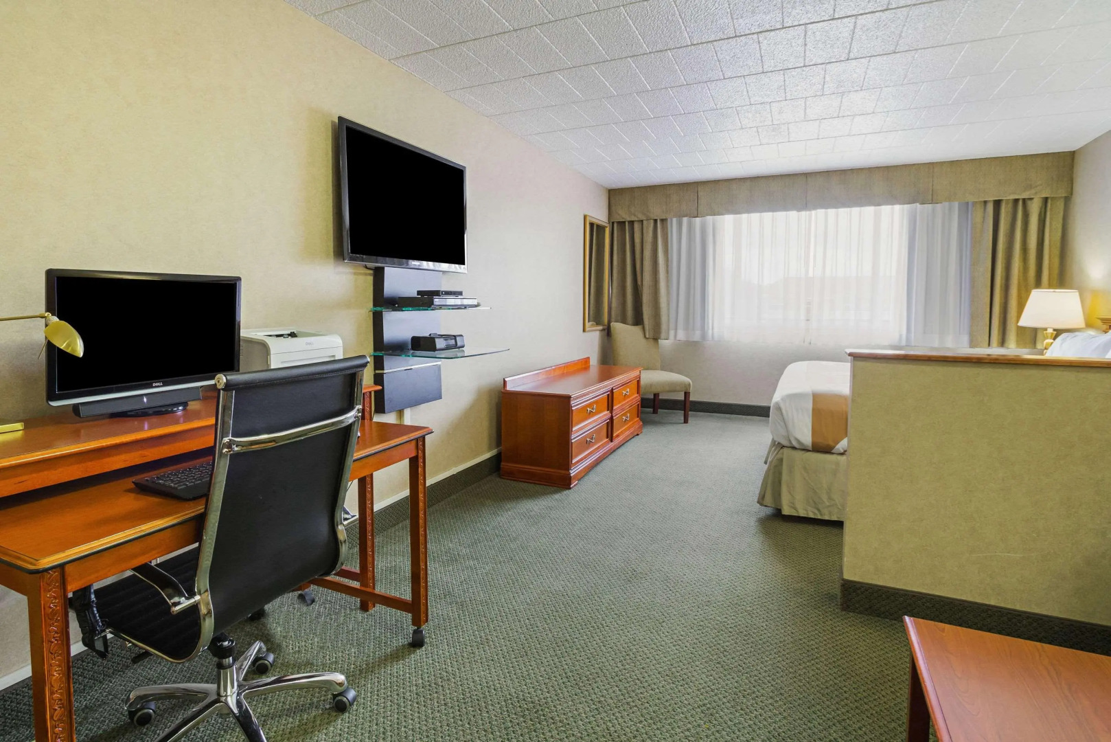 Quality Inn & Suites Altoona