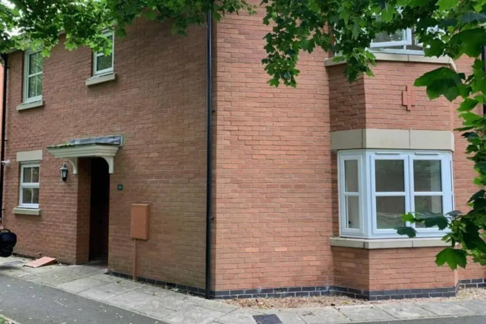 Silver Stag, High-end, Modern 3 double bedroom with parking