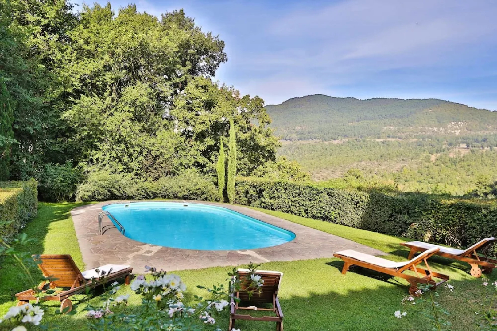 Villa With 7 Bedrooms in Castelnuovo, With Private Pool, Terrace and Wifi