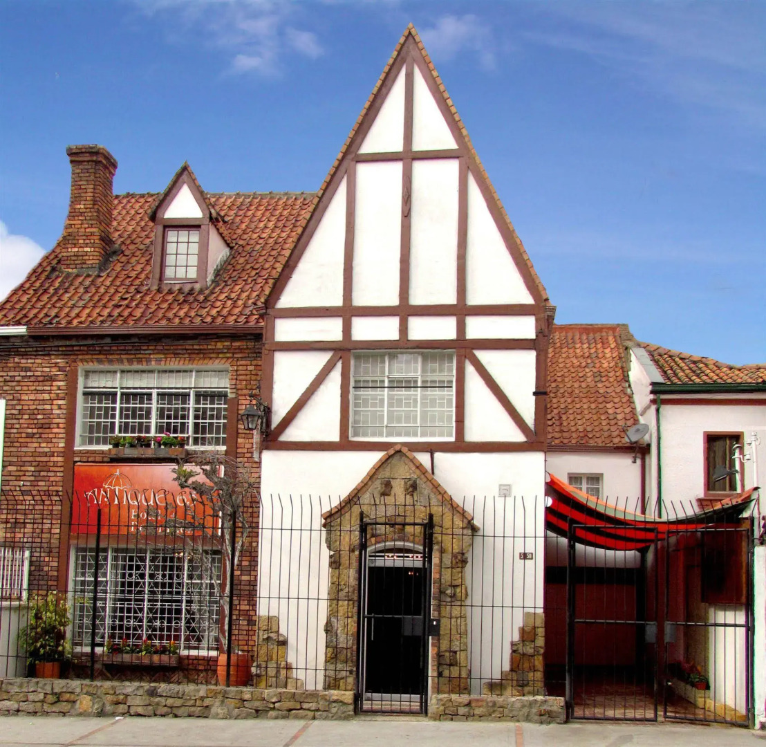 La Santa Maria Hotel