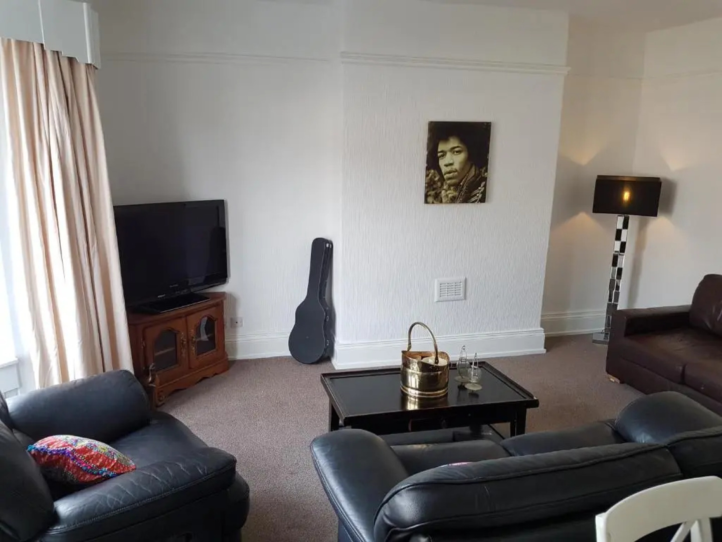 AA Apartment Westoe Road