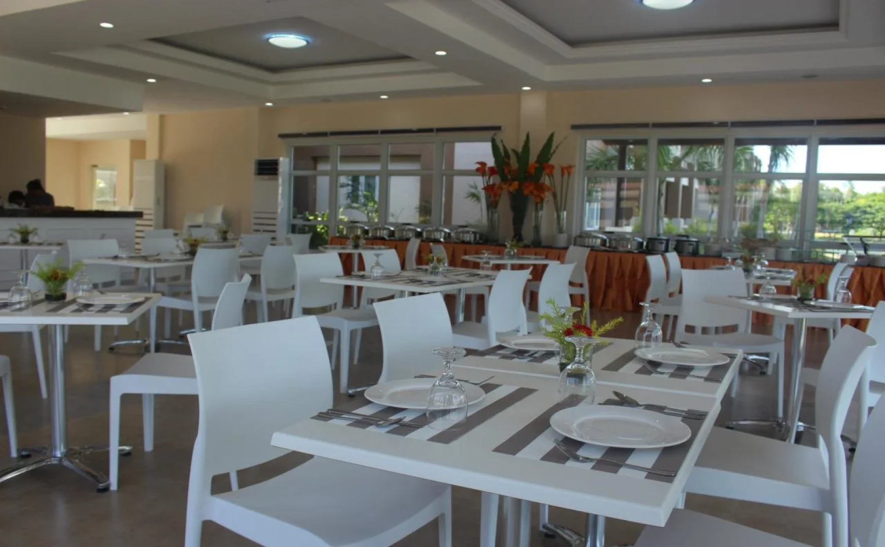 Sotogrande Iloilo Hotel