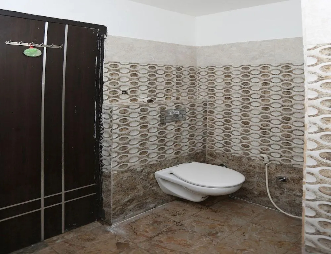 OYO 29427 Mehak Garden