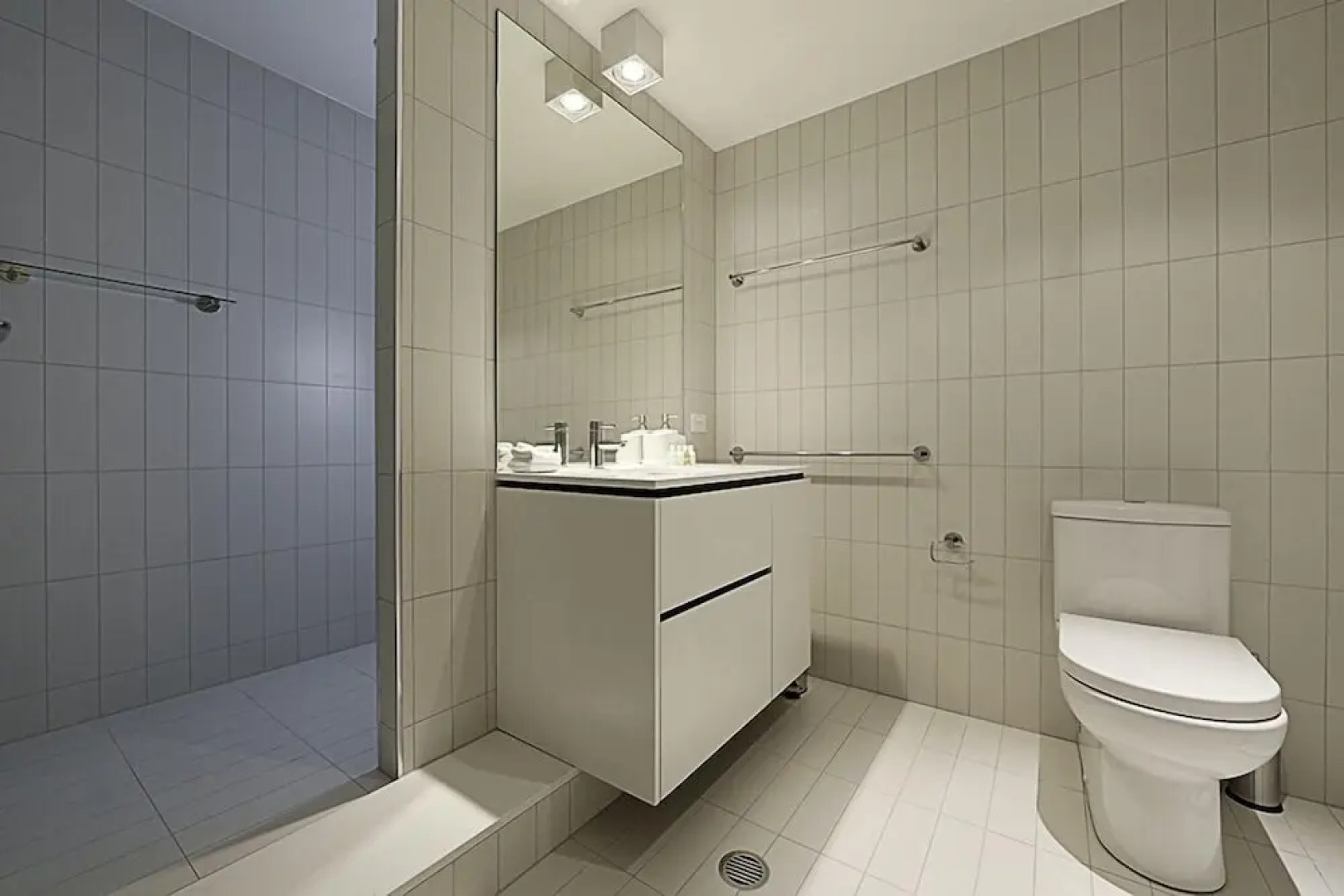 Accommodate Canberra - Dockside