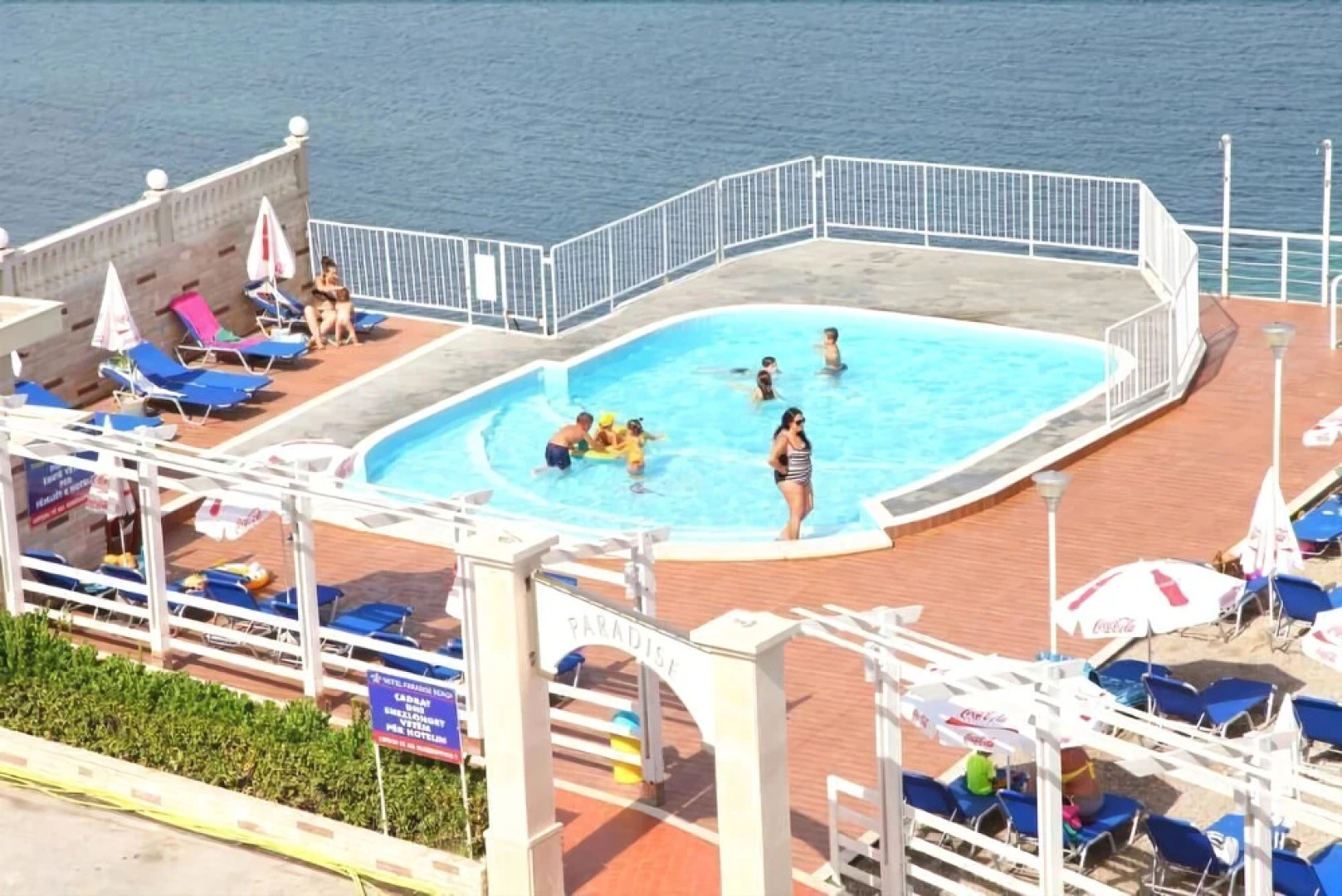 Paradise Beach Hotel