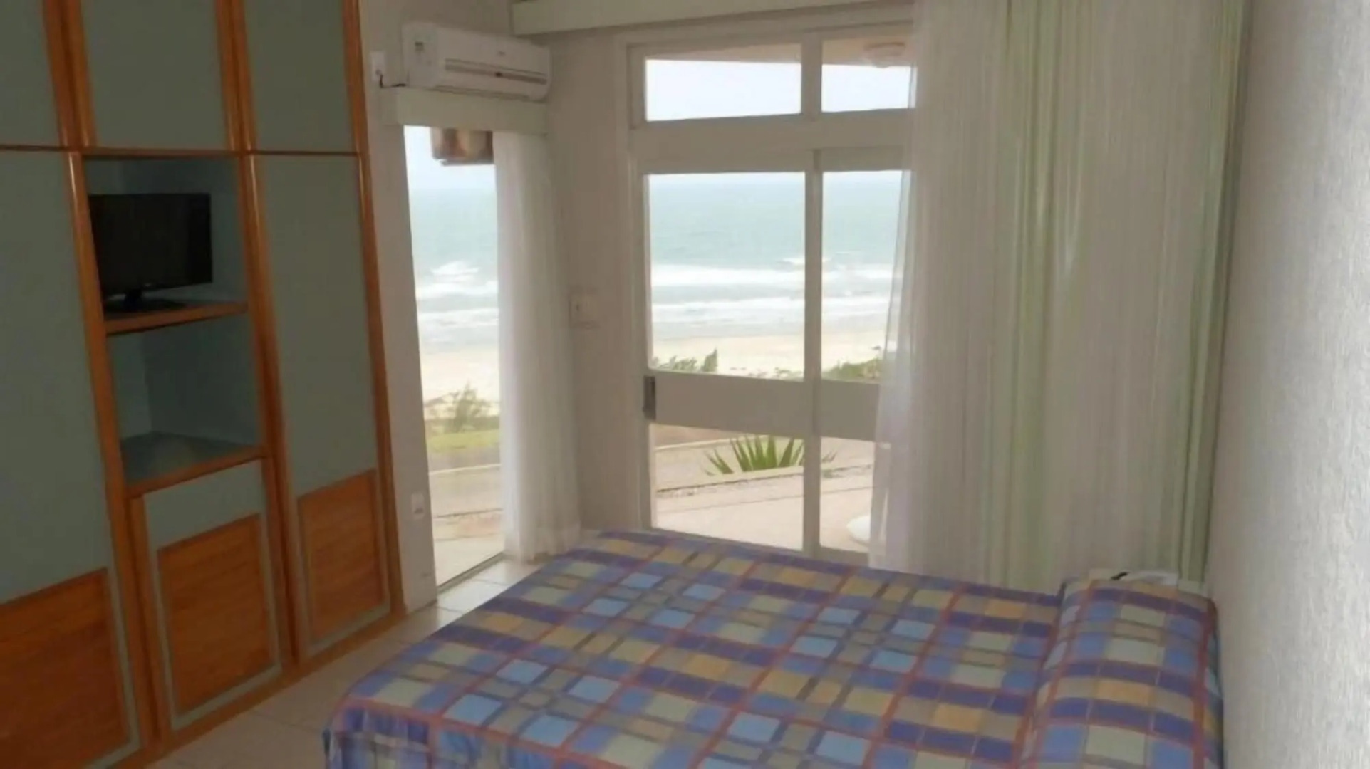 Laguna Tourist Hotel