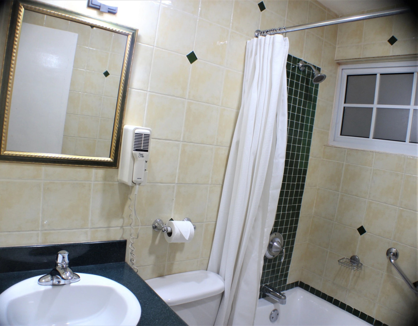 Altamont Court Hotel