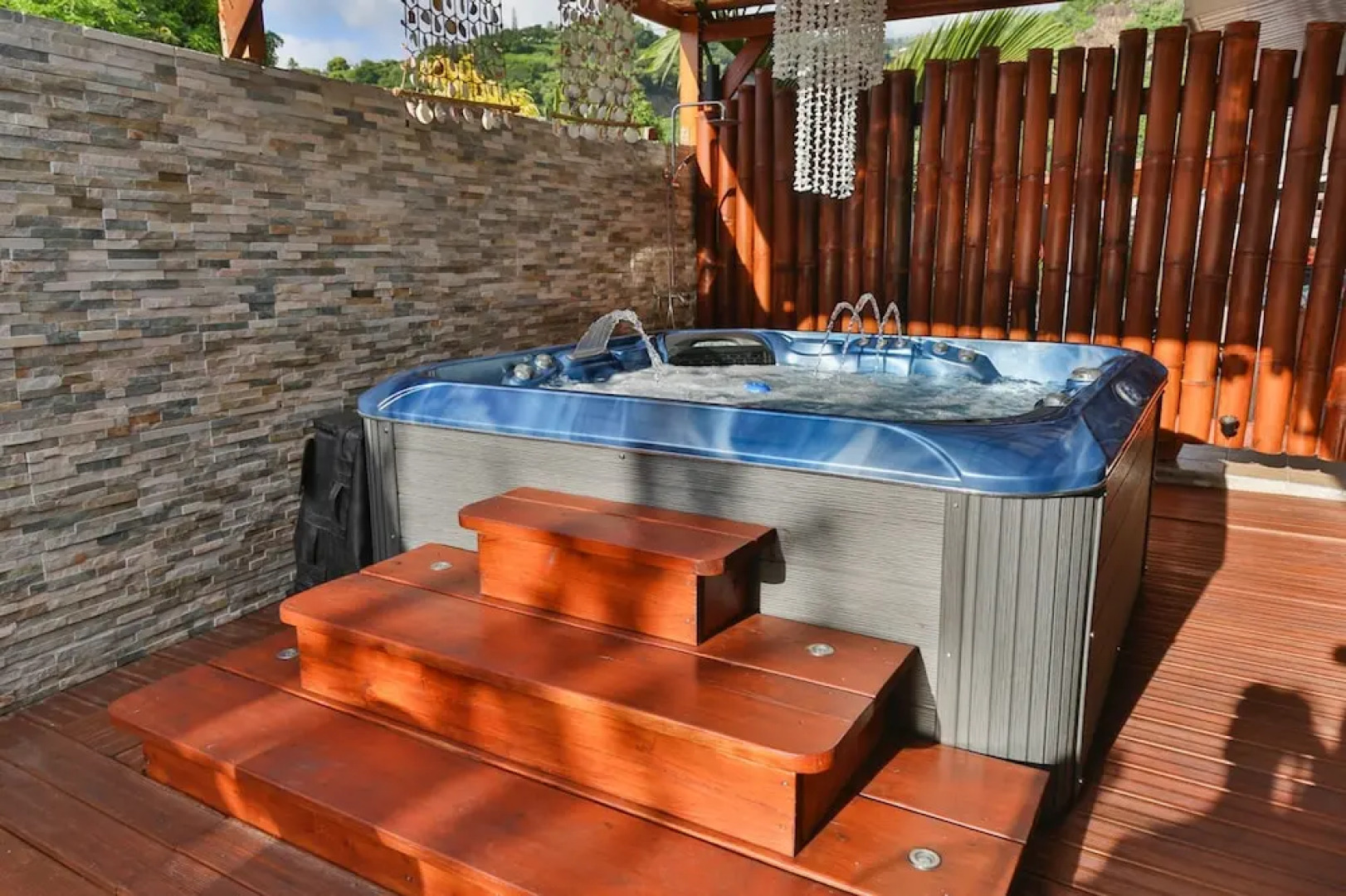 House With 2 Bedrooms in Puna'auia, With Enclosed Garden and Wifi