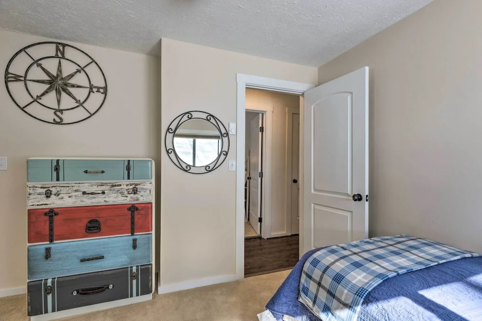 Bright Wintergreen Resort Home; Deck & Grill!