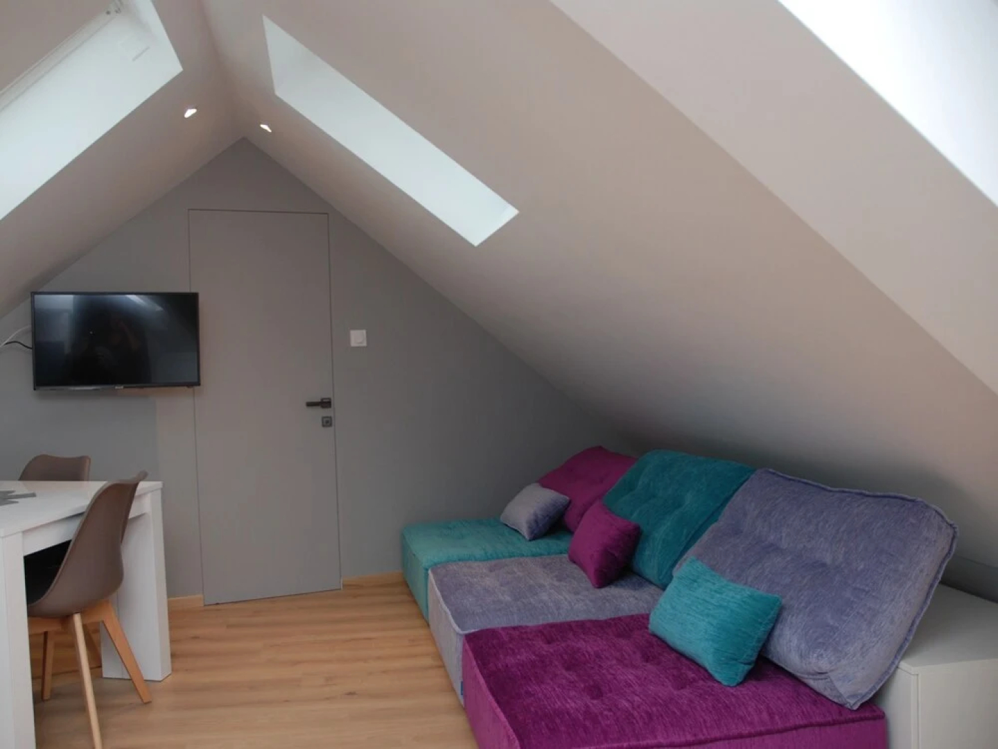 Montreuil Appart Holidays SAS