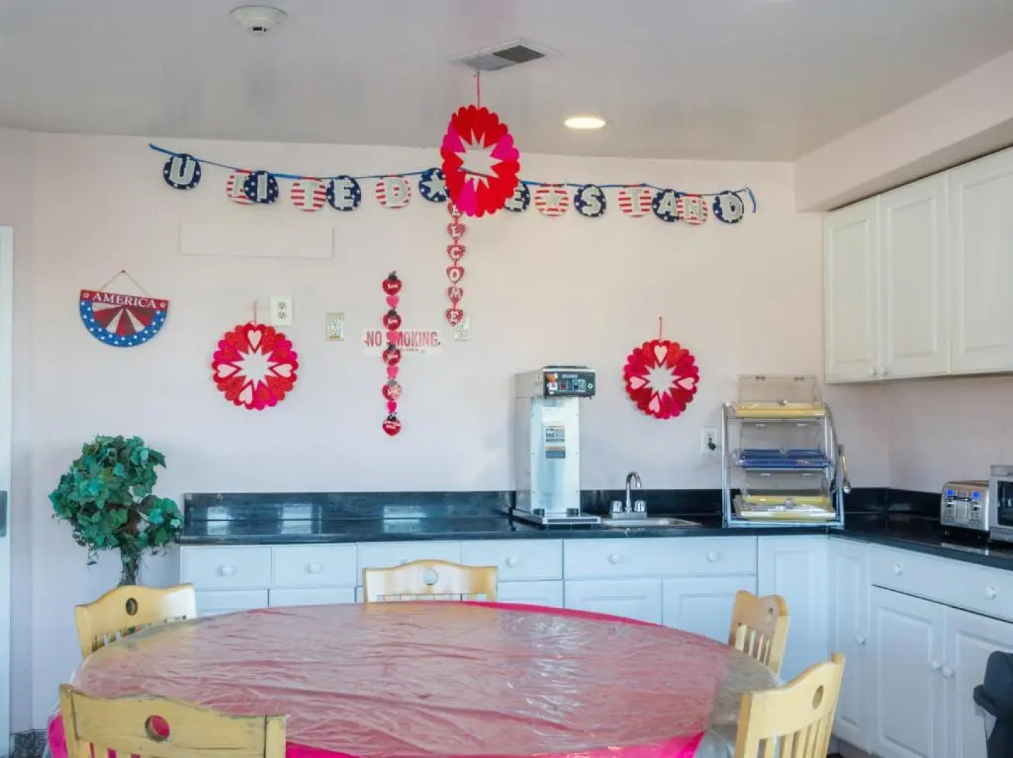 OYO Hotel Edison NJ Route 1