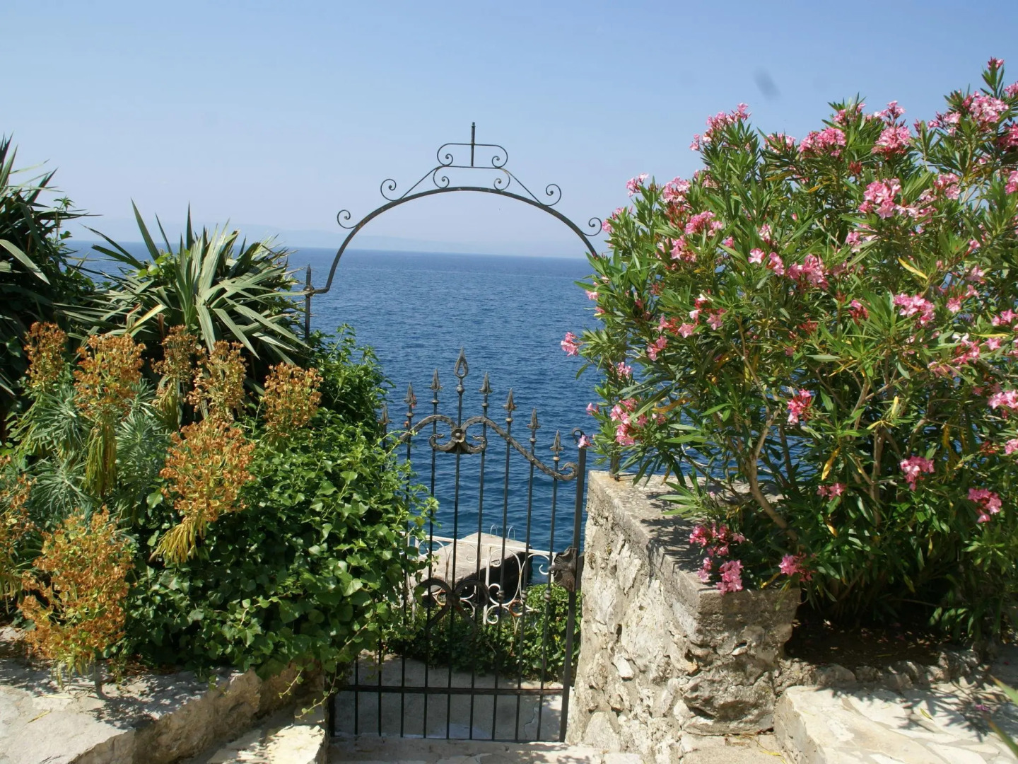 Welcoming Bungalow on Beach in Kraljevica