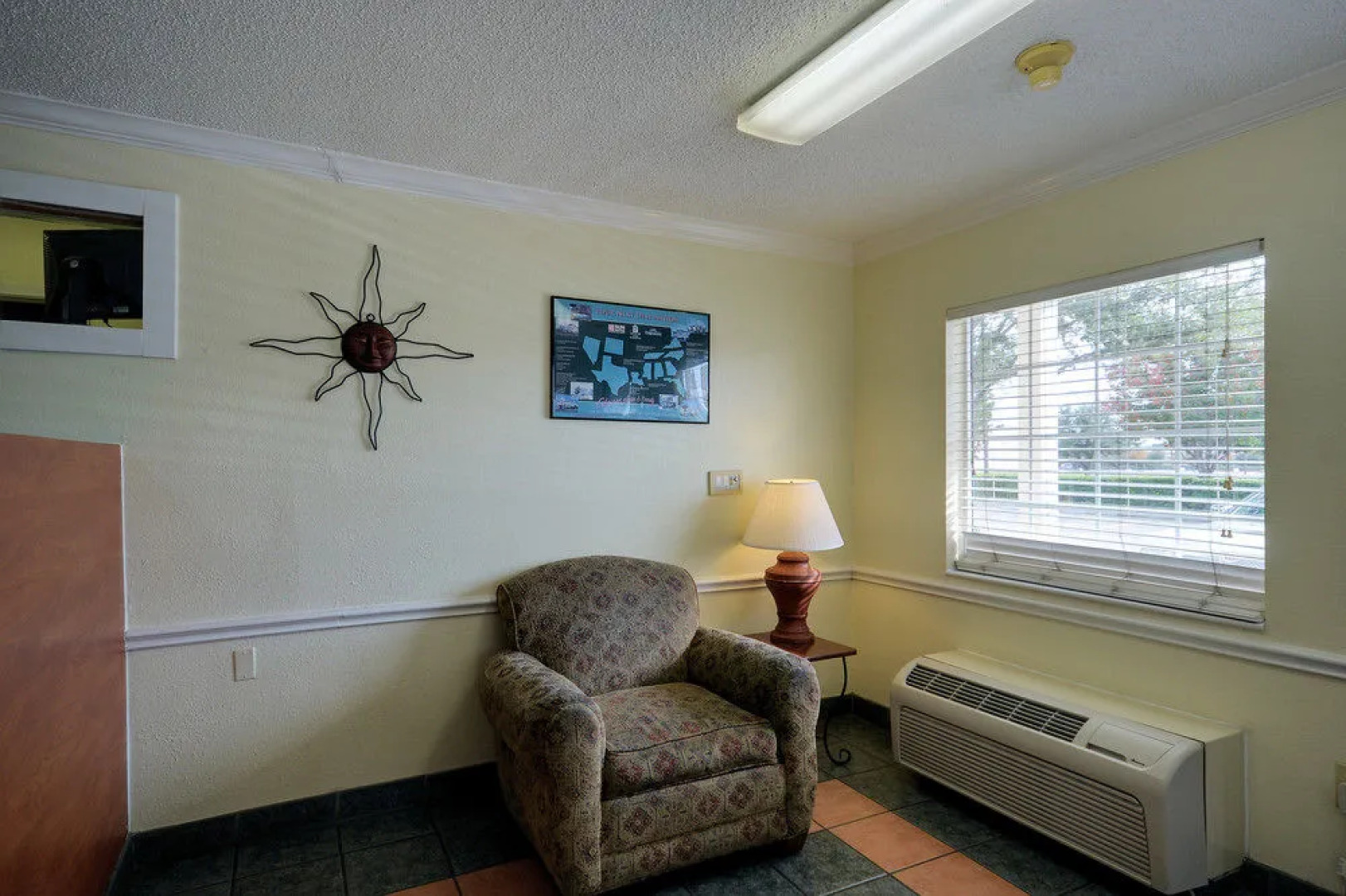 Intown Suites Extended Stay Select Houston - Stafford