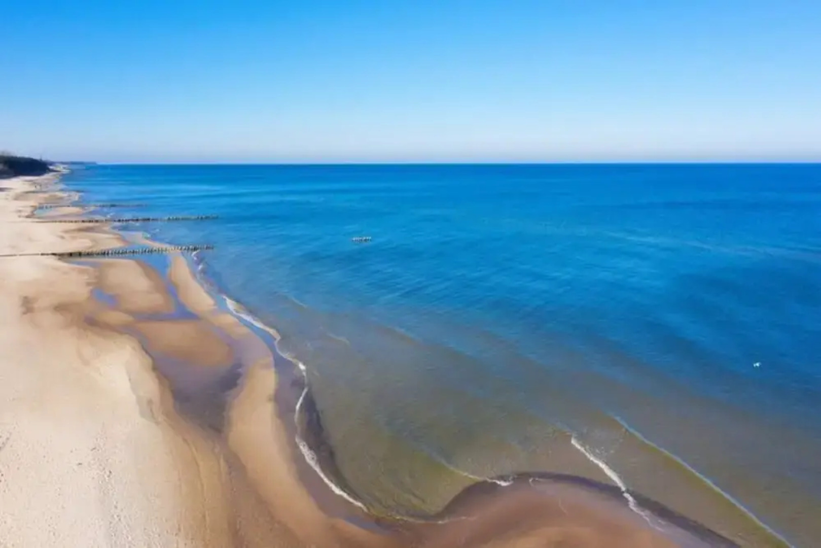 Apartment in Sianozety Near the Beach