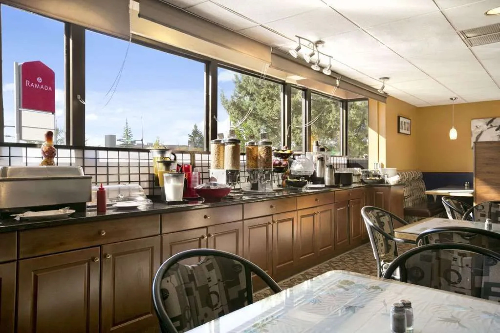 Ramada Lethbridge