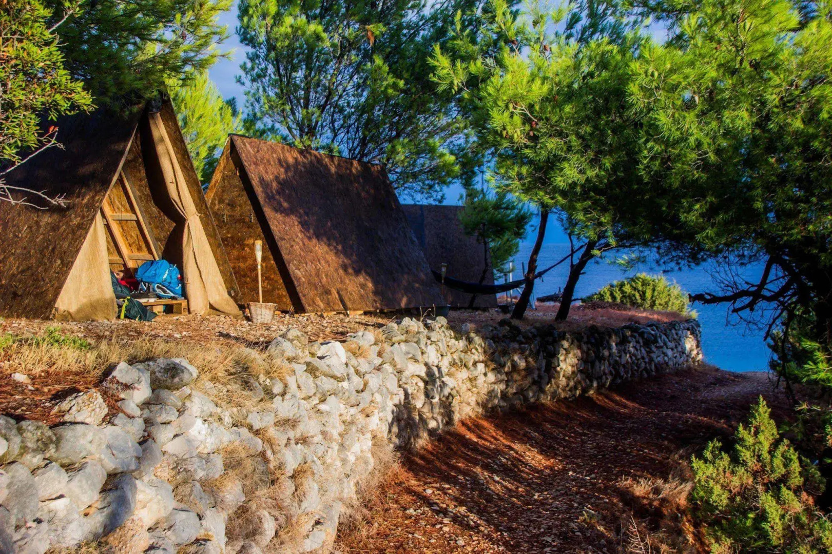 Cast Away - Eco Village