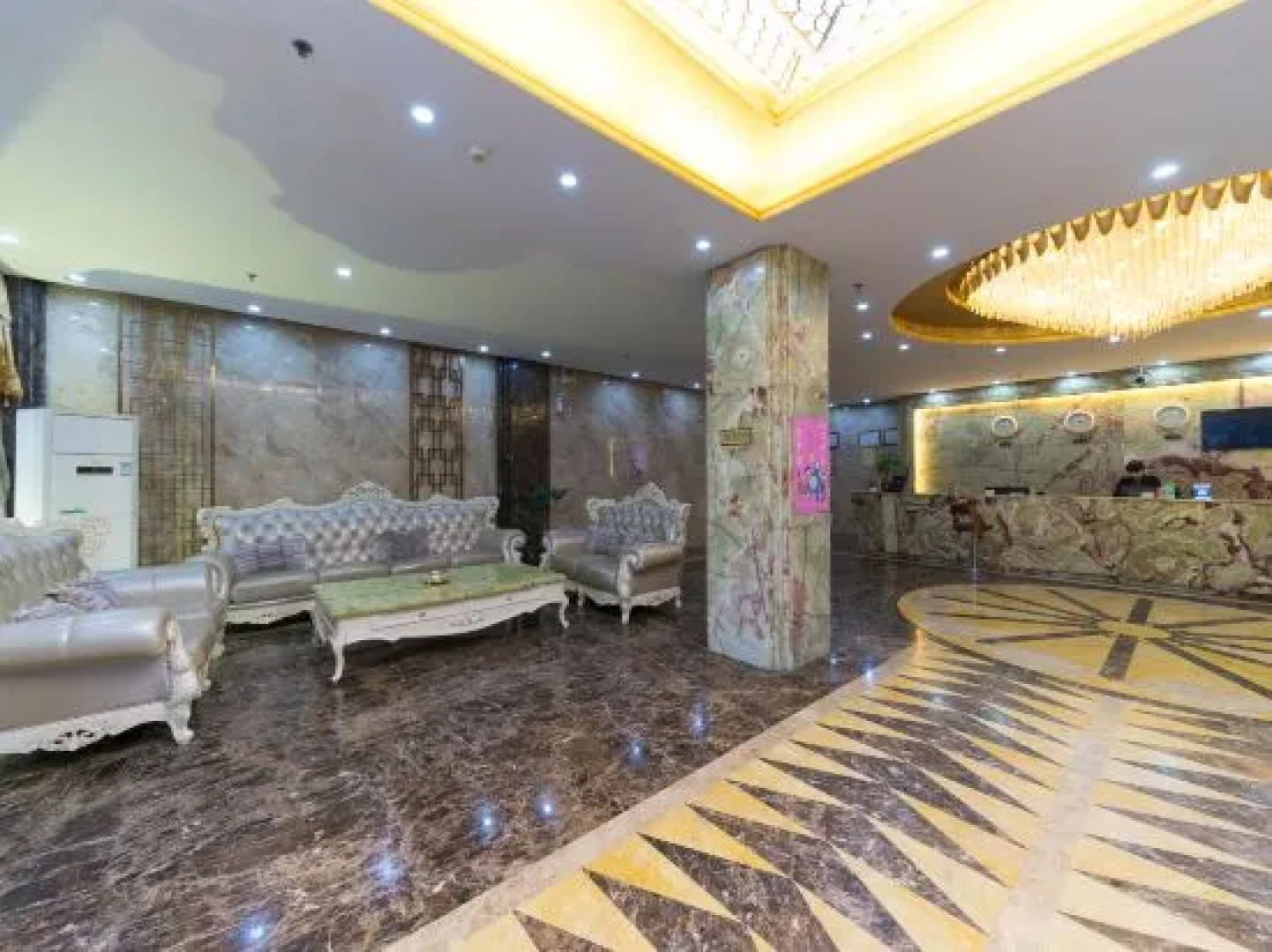 Huayu Hotel Heyuan (Heyuan Asia's No.1 High Fountain)