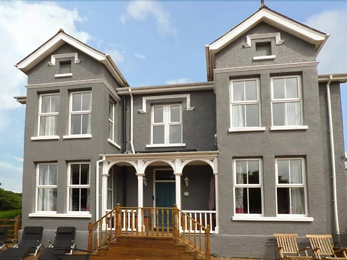 Bryn Berwyn Country House