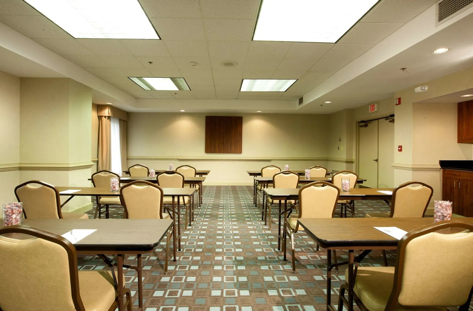Hampton Inn Pennsville