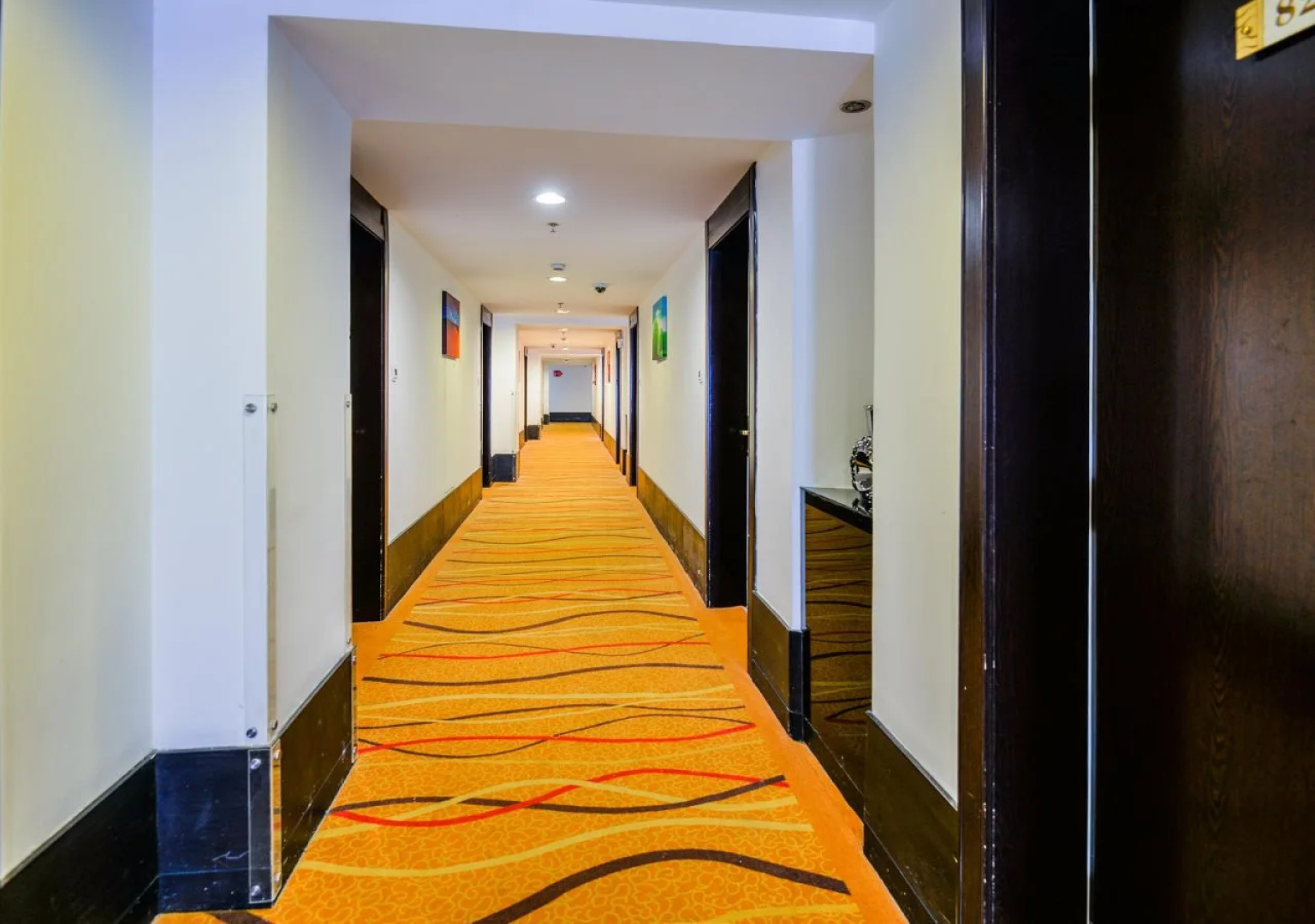 Shanghai Joyful Star Hotel