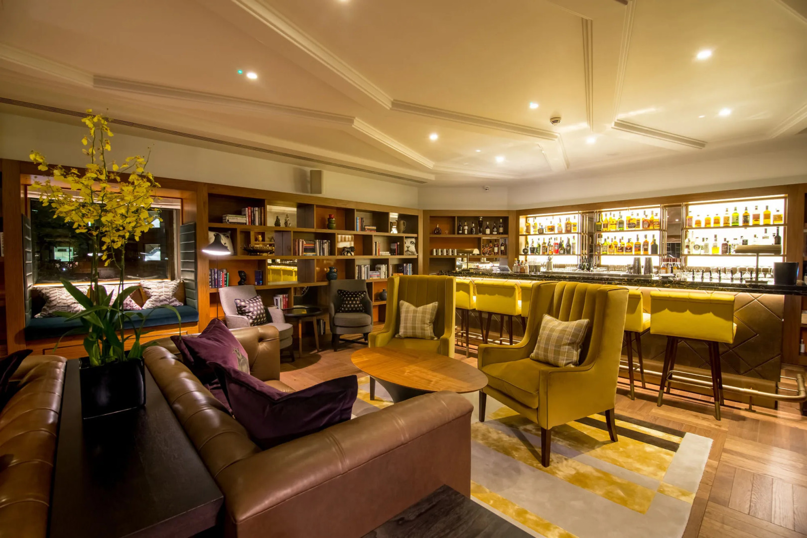 Devonshire Club & Hotel