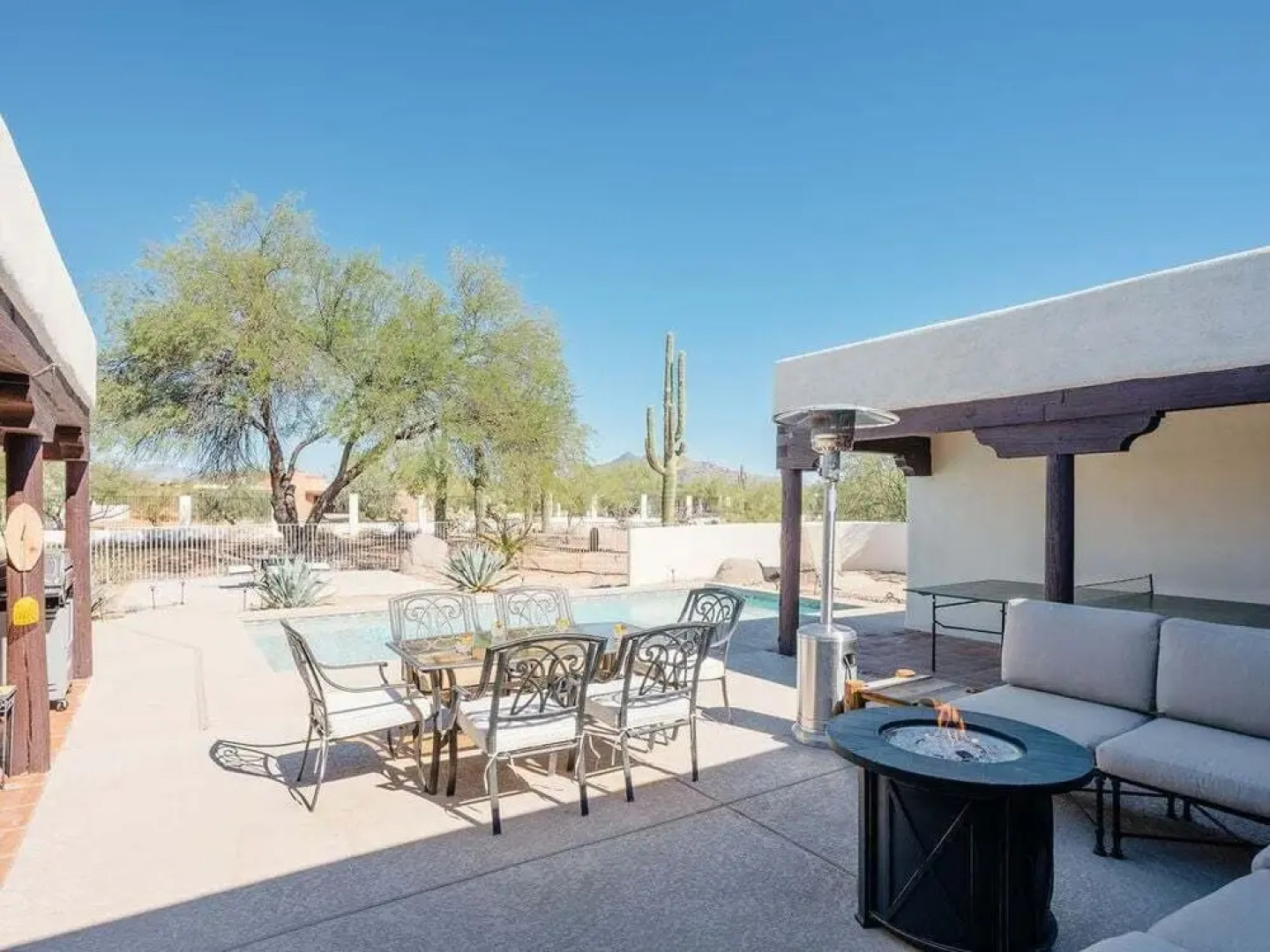 Bed Rock Desert -pool Heat Available - Spring Break