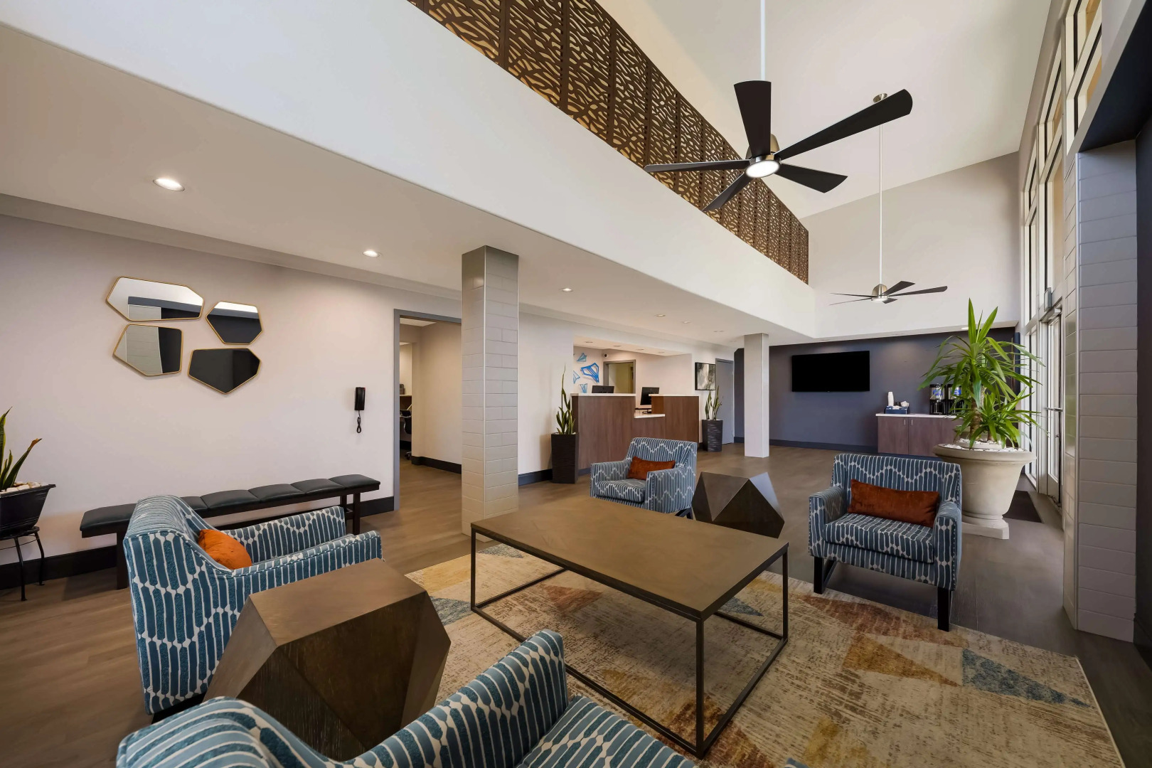 Best Western Inn & Suites Lemoore