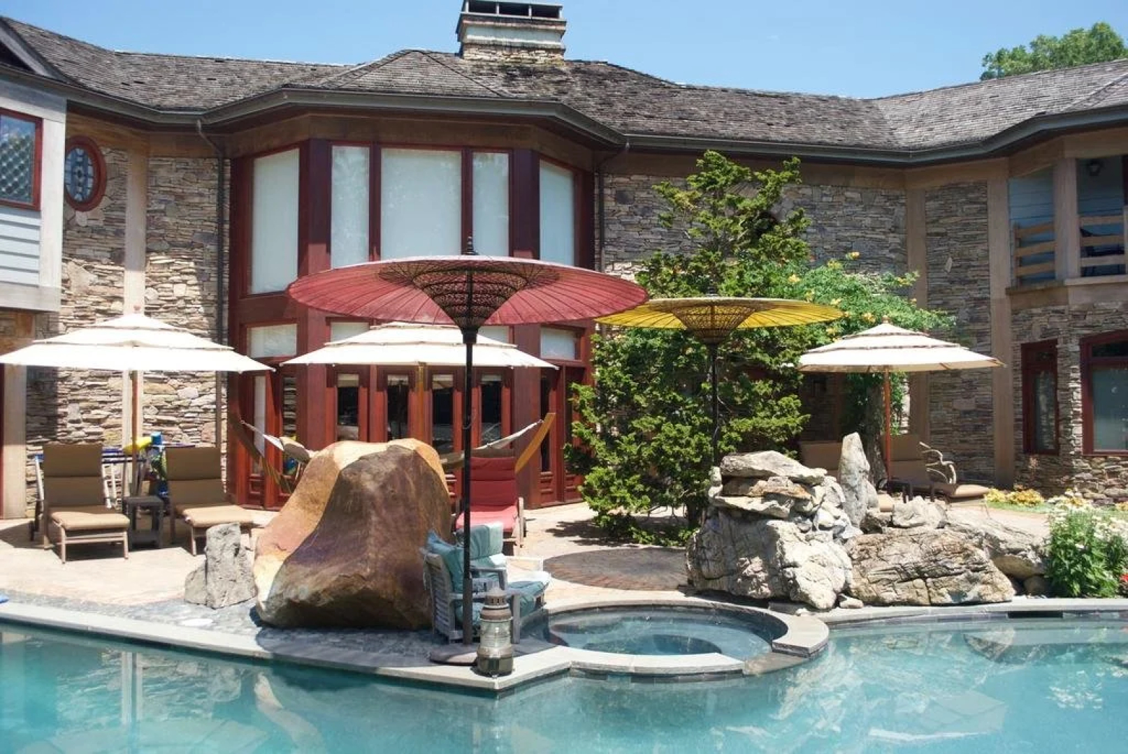 East Hampton Art House Bed & Breakfast