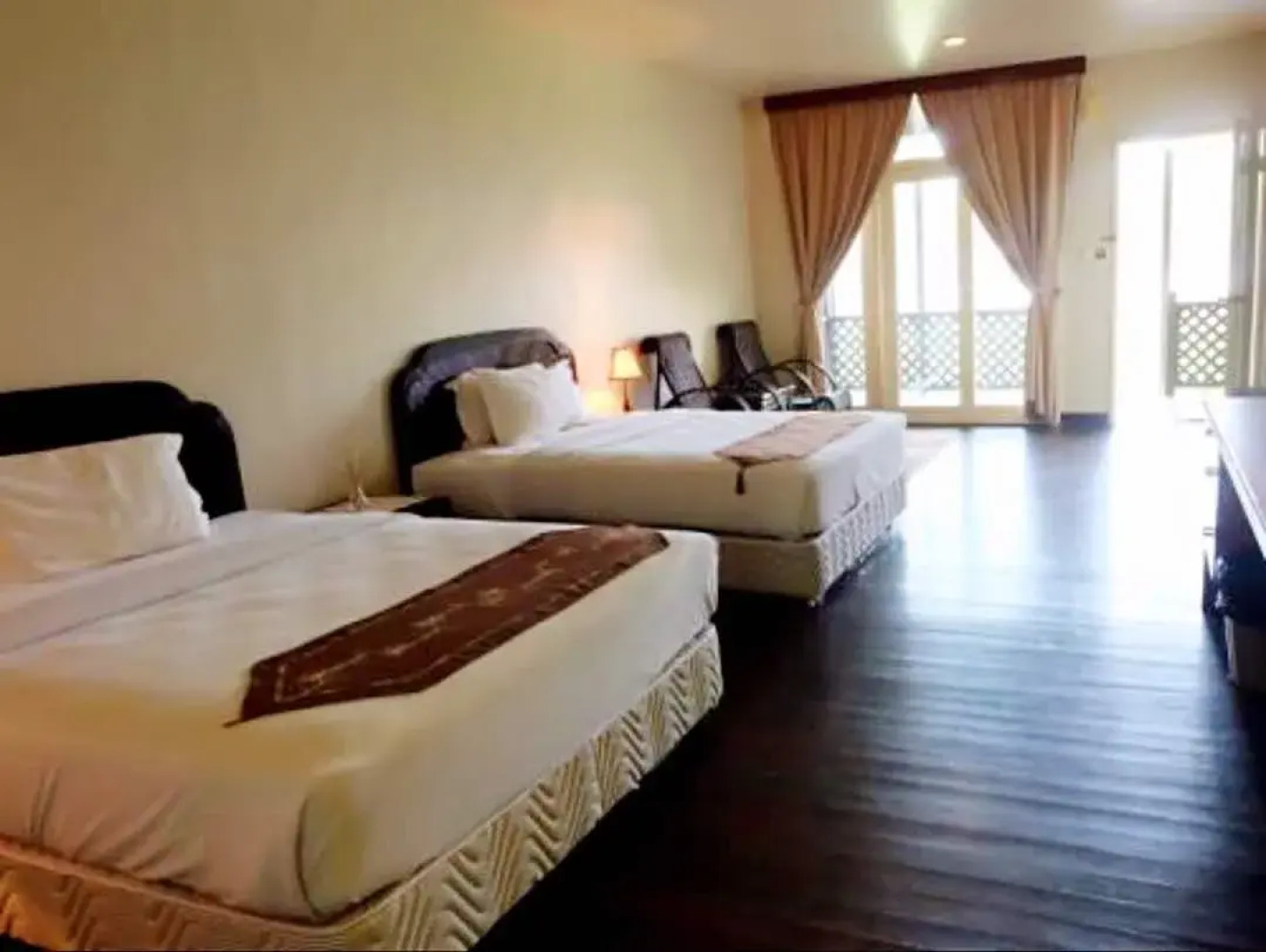 Western Beach Resort @ Mimpian, Tuaran