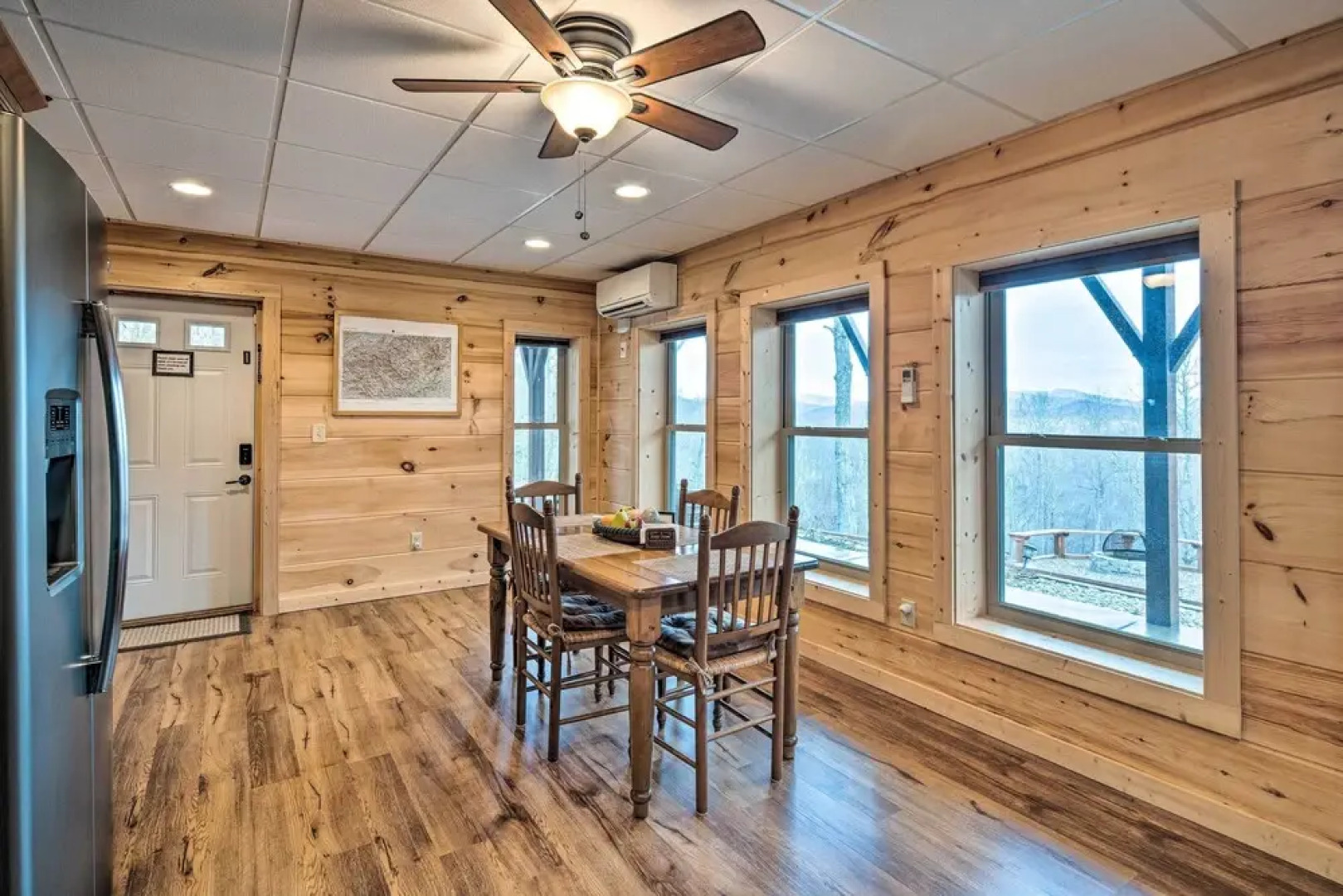 Secluded Black Mountain Cabin w/ On-site Pond!